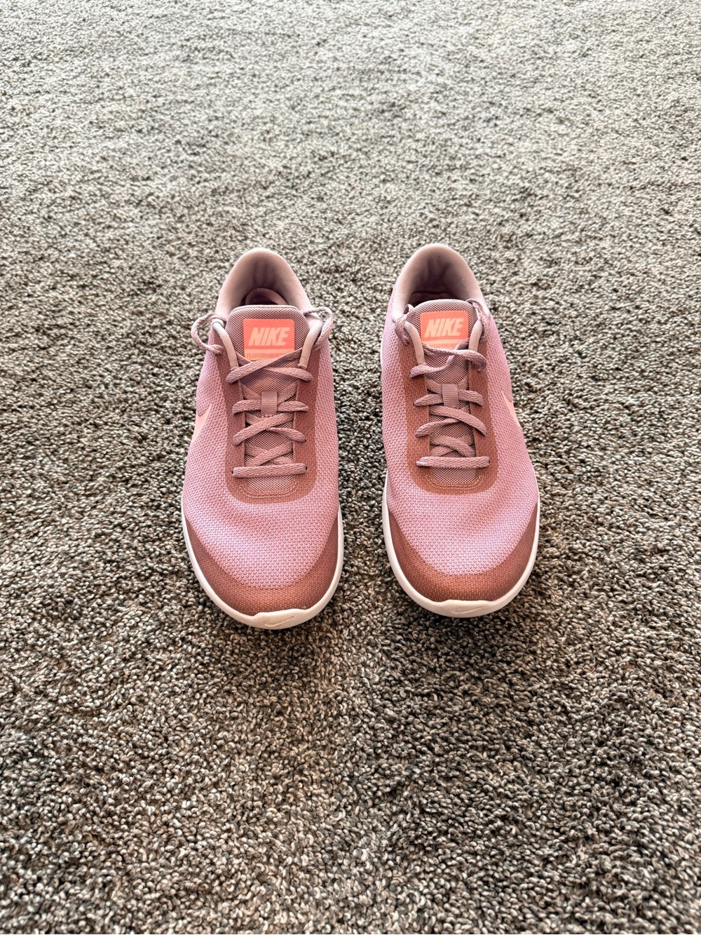 Nike Women’s 9.5 Flex Experience RN7 Pink Running Shoes